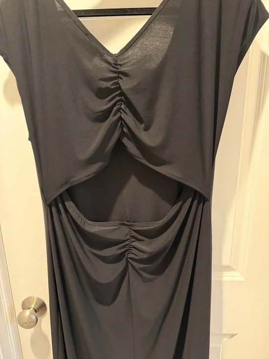 VENUS Black Cap-Sleeve Midi Dress - Picture 5 of 6